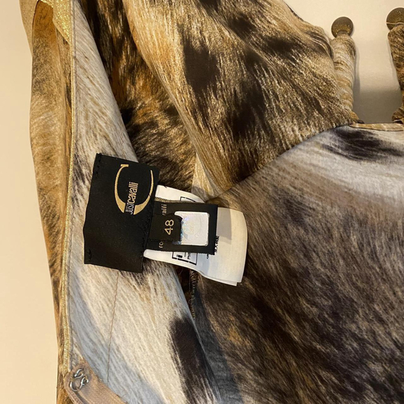 Dresses - Picture 4 of 6